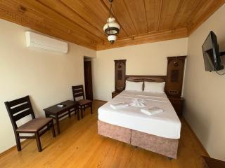 Antique Pearl Hotel - 1