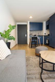 Chic Urban Retreat for Three in Las Condes - 3