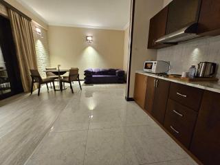 Crown Apartments - 3