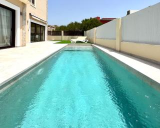 Villa 2 bedroom with heated pool - 9