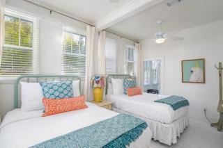 Southern Tides by Tybee Cottages - 4