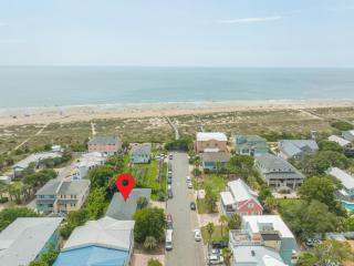 Williams Cottage by Tybee Cottages - 6