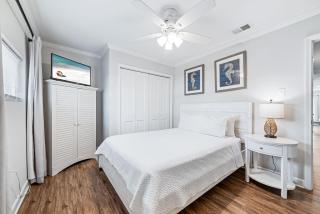 The Sand & Surf Beach House - 1