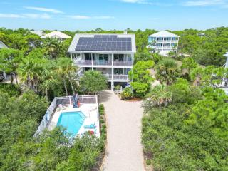 Aquapelago Pool pet Friendly St George Island Family Home - 9