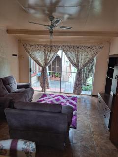 Steijn Apartments - Standerton - 2