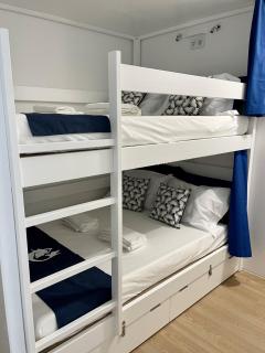Partenope Hostel and Suites - 7