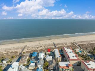 The Tybee Trolley by Tybee Cottages - 3