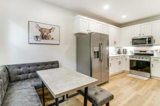 Lake-View Retreat with Games and Yard in Daingerfield - 4