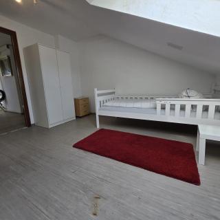 Helles Privatzimmer mit Gemeinschaftsküche und-bad - 5