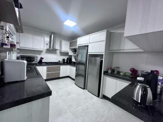 Casa de alto padrão em Maringá Zona 4 - 1