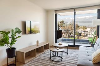 Full Stylish 2BR Oasis for 5 in Lively Las Condes - 1