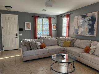 Cozy Inviting 3 Bedroom Home in Phoenix Arizona Dog Friendly! - 8