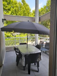 Appart T3 Terrasse - Piscine - 3 étoiles - 4