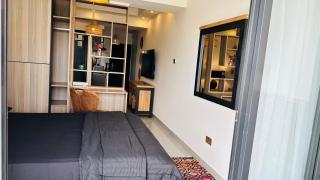 UN approved snug studio with gym - 6