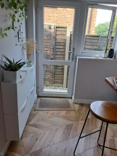 Whole Annexe in our family home & private entrance - 3
