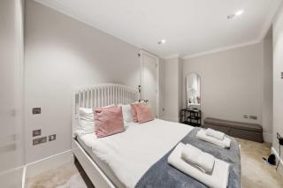 SG, Chic Covent Garden Apartment - 5