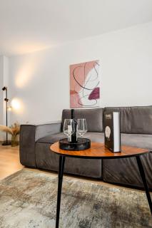 SB Nest Apartment - 2