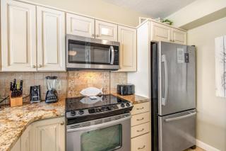 Magnolia House at Destin Pointe 412 - 1