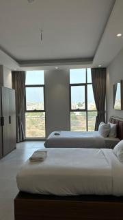 Muscat City Stay-2BR Apt 201 near Grand & Avenue Mall - 9