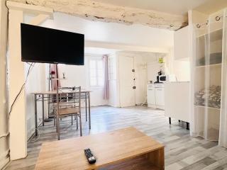 Apartment in Heart of Troyes - 5