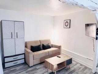 Apartment in Heart of Troyes - 4