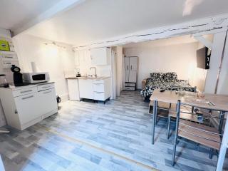 Apartment in Heart of Troyes - 3