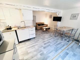 Apartment in Heart of Troyes - 2