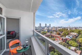 Shoreditch Central 2BR Sleeps 6 Balcony views - 4