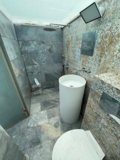 The Margalit Suite - Gesher Haziv - 1