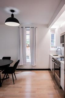 4 bed 4 bath Apartment in Ditmas Park - 4