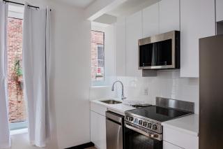 4 bed 4 bath Apartment in Ditmas Park - 6
