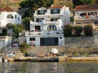 Apartments Draga - 0