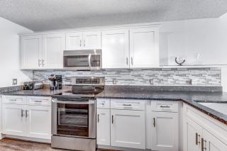 Palm Court Yacht Club #303 - 4