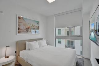 Modern Condo in Downtown Miami 50 - 9