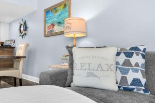 Beach Breeze at Mainsail Resort - Private Beach Access Pools & More - 4