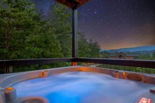 Amazing View Cabin Wgameroom, Hot Tub & Fire Pit - 9