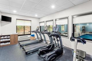 Holiday Inn Express & Suites Cross Lanes by IHG - 2