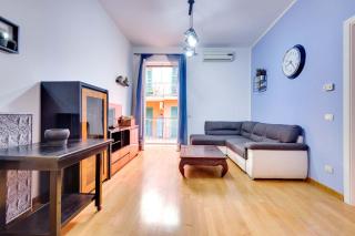 Modern Vatican Apartment Balcony with Full Kitchen Smart TVs Elevator AC Fast Wi-Fi Pet Friendly - 0