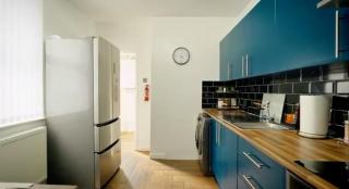 Newly Renovated 4BR House with lots of amenities - 4