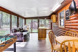 Hot Tub Soaks and Outdoor Fun Long Pond Cabin - 0