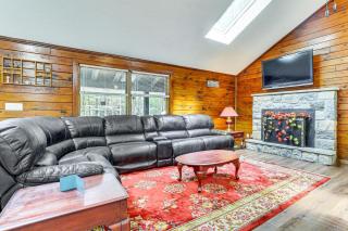 Hot Tub Soaks and Outdoor Fun Long Pond Cabin - 7