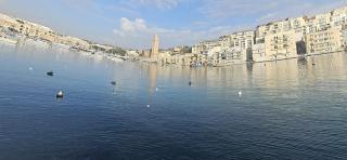 Stylish Sea view Apartment Feels Like Home, Just Steps from the Beach - 7