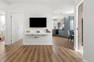 Luxury London Stratford 3 bedroom Flat - 1