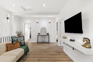 Luxury London Stratford 3 bedroom Flat - 0