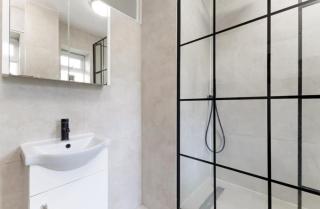 Modern 2 bedroom Flat in Fulham - 9