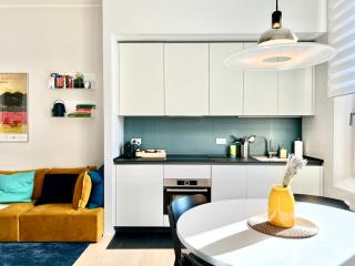 The Sunshine, with eco-friendly design & Rothko - 9
