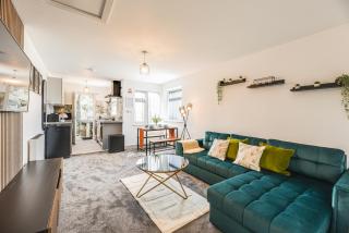 Stylish Flat near Coop Arena & Etihad Stadium - 0