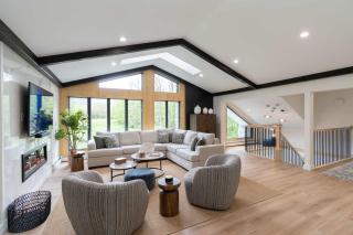 Modern Catskills Retreat with Creek & Fire Pit - 8