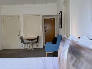 Chic Vintage Studio in the Gold Coast - SP 1205 - 3