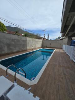 Churrasqueira & Piscina - Apto a 200m da praia Maranduba - 9